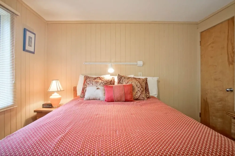 1 Bedroom Standard Double room with balcony and with mountain view