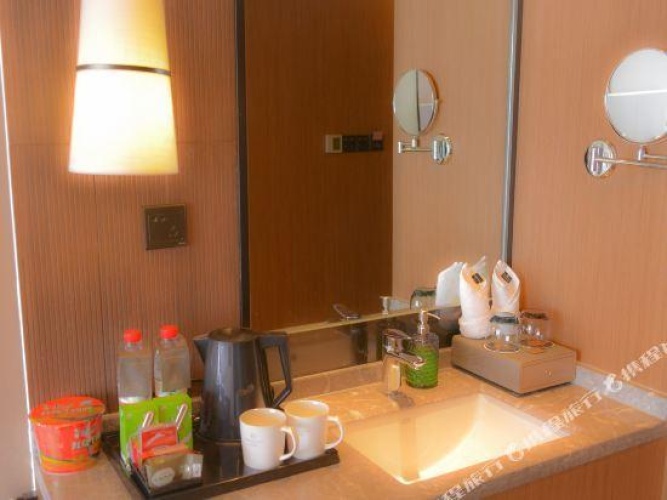 Deluxe Double Suite