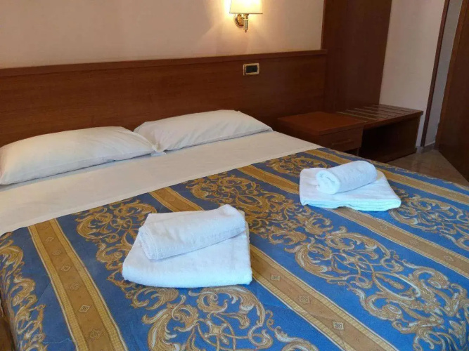 Alex City Inn III