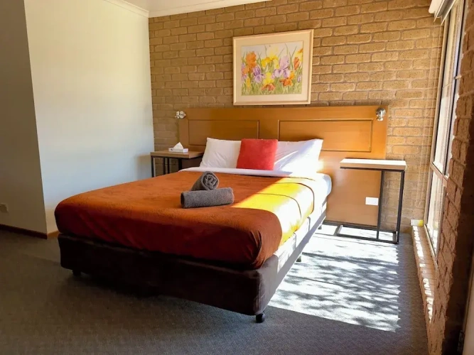 Standard Twin room with balcony