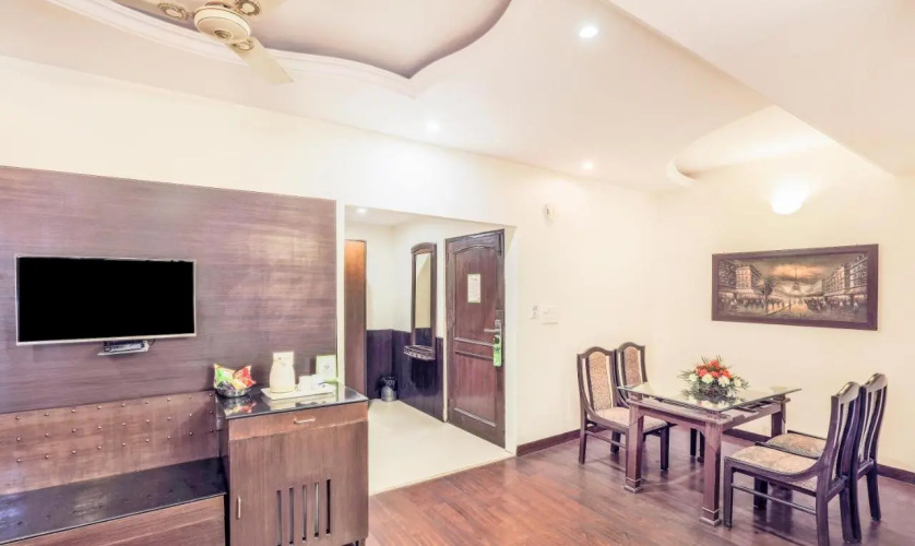 Hotel Grand Legacy