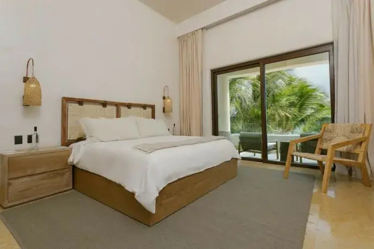 8 Bedroom Luxury Villa With Private Chef Included
