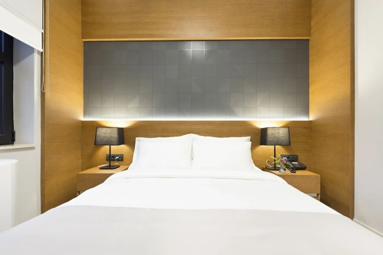 1 Bedroom Deluxe Double room with courtyard view