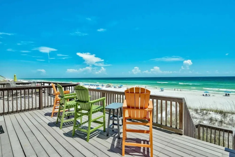 Green Reef #8- Beachy Keen