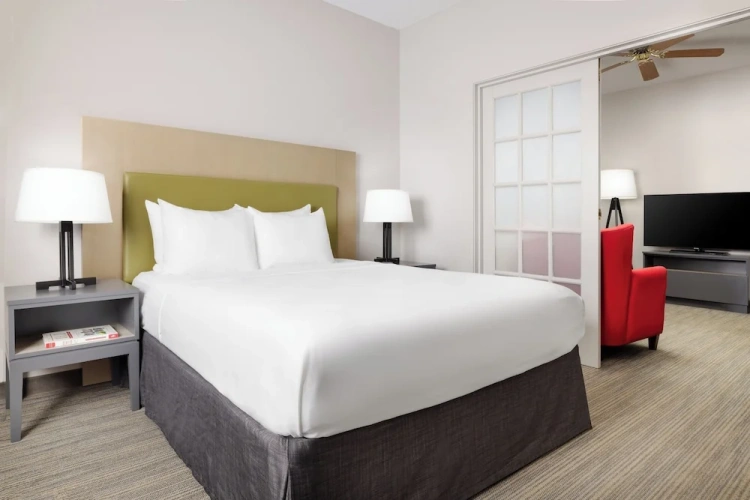 Double Suite