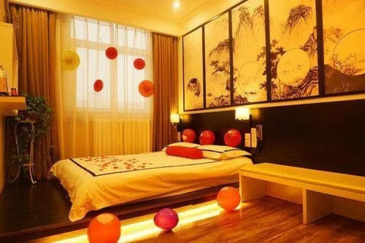 Lushida Huangcheng Inn
