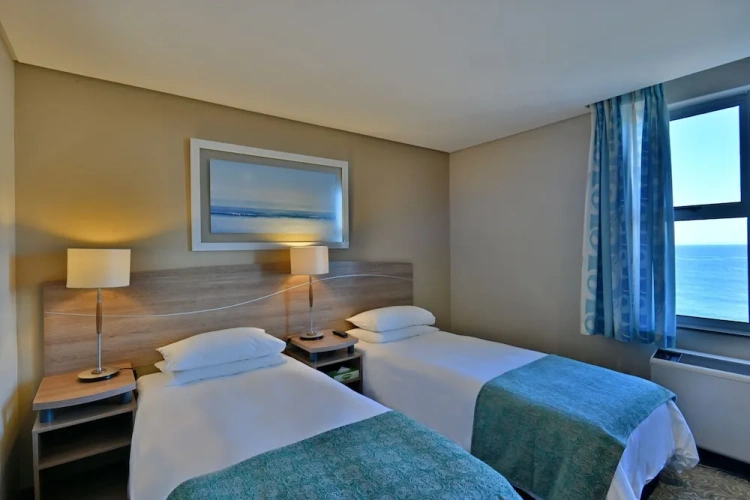 Standard Twin room with ocean view