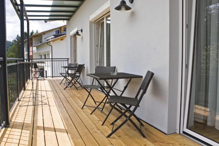 Apartment with balcony