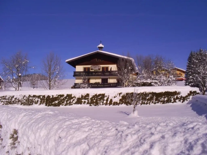 Triple Cottage