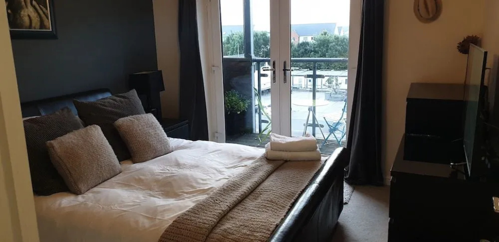 Modern Penthouse Marina Apartment