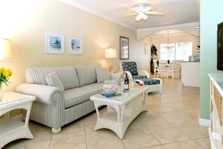 Barefoot Beach Resort