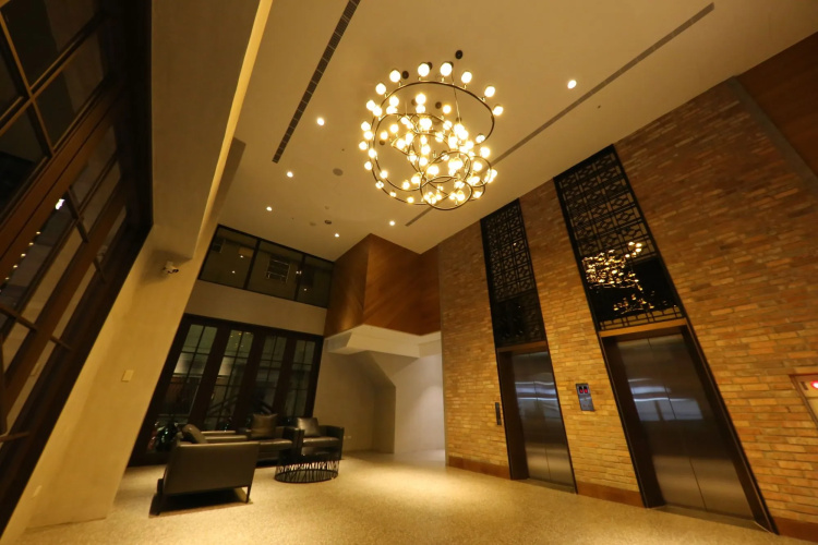 Central Land Hotel