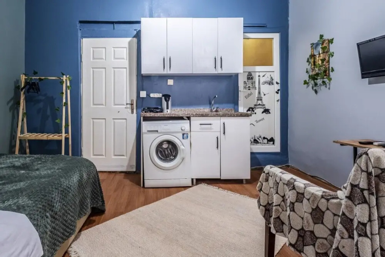 Cozy and Central Studio Flat in Beyoglu