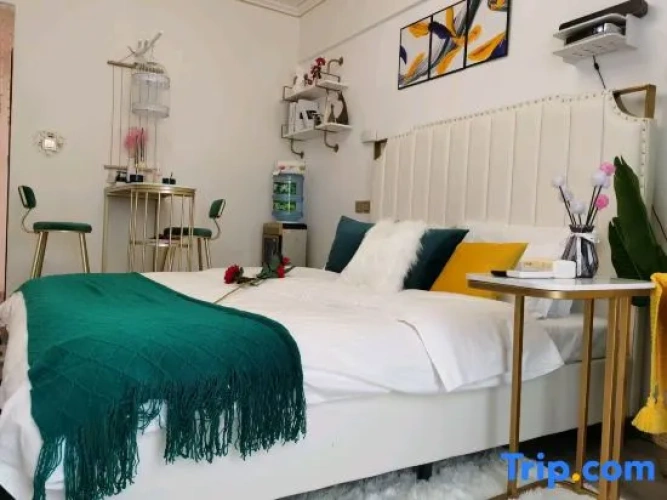 Standard Sextuple room