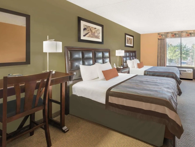 Double Suite