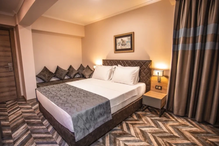 Superior Triple room