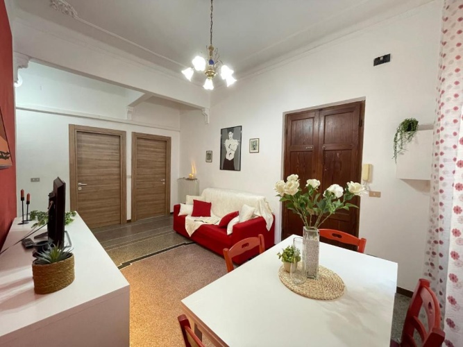 3 Bedrooms Apartment