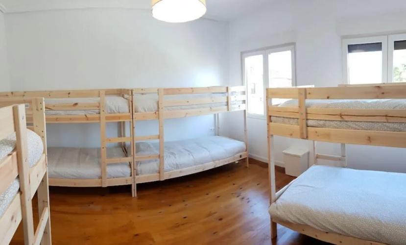Totora Surf School & House - Hostel