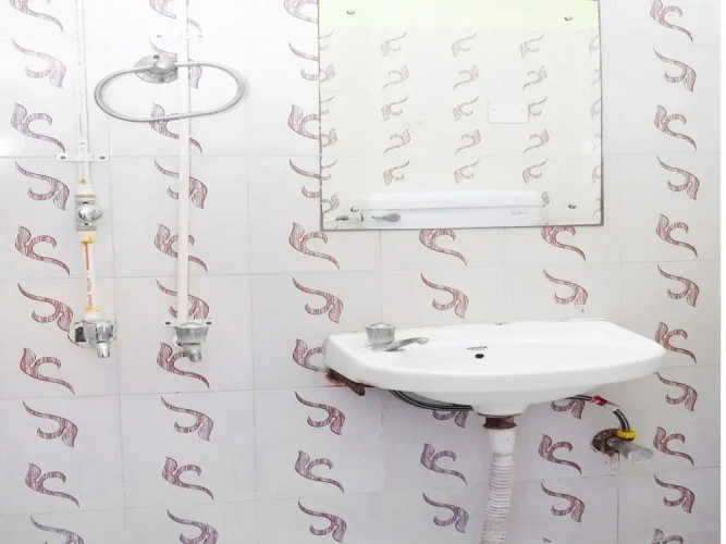 Brs Homes By OYO Rooms