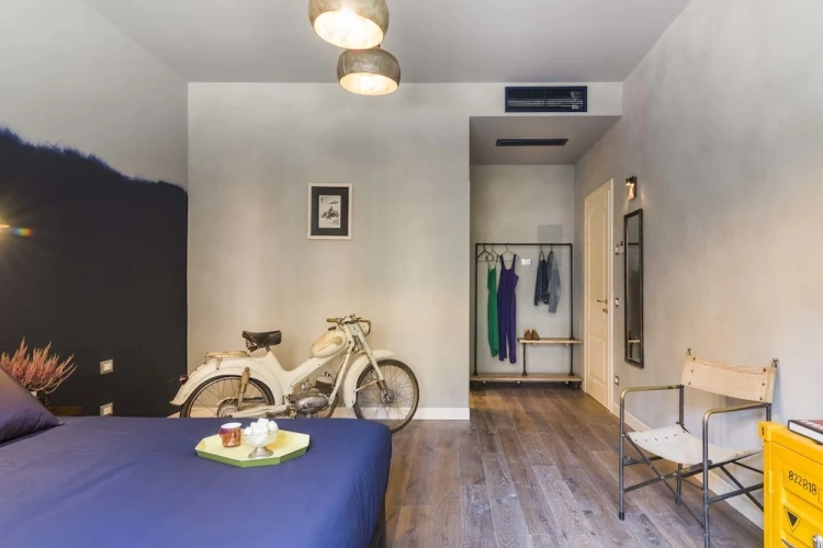 Deluxe Double room with city view