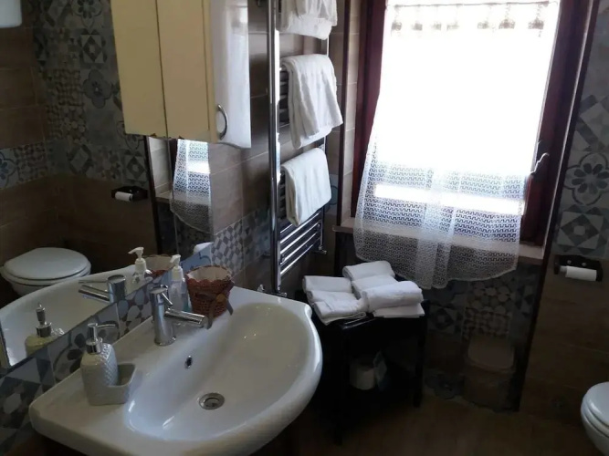 M & I Apartment