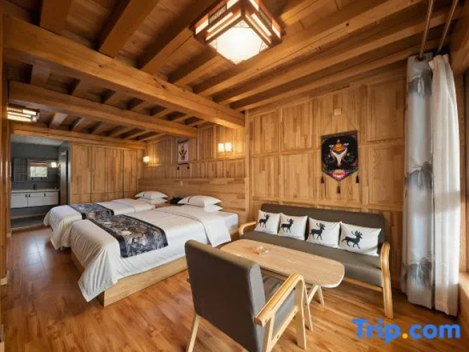 Luxury Twin Suite