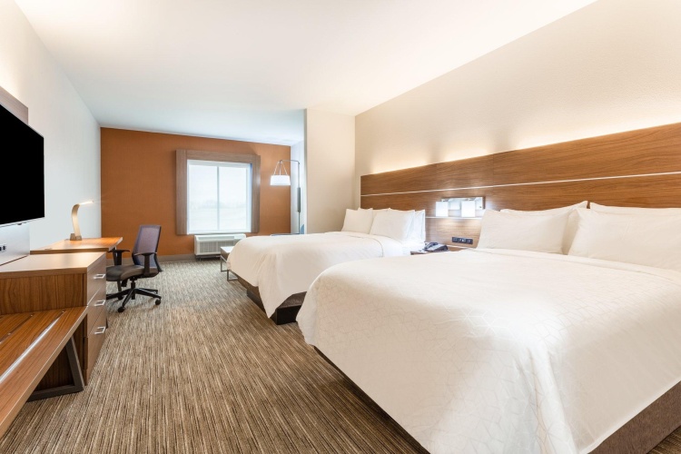 Quadruple Suite
