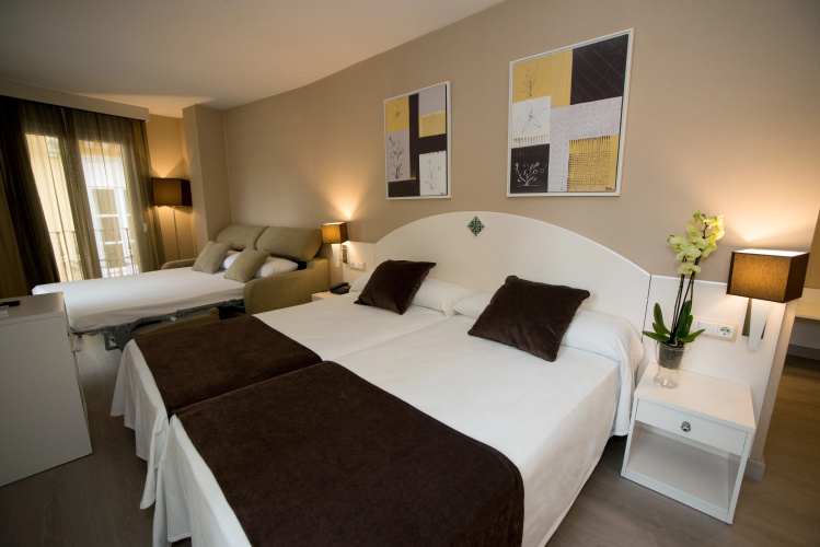 Hotel Torico Plaza