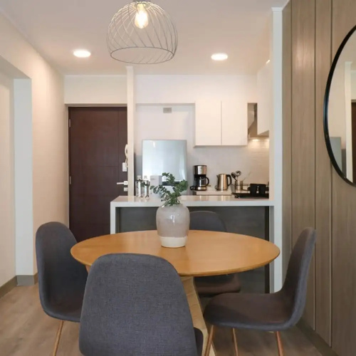 w Marvelous 2BR With Balcony in Miraflores