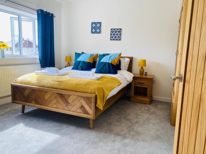 3 Bedrooms Single Cottage