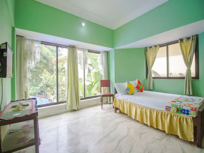 Silvia Das  By OYO Rooms