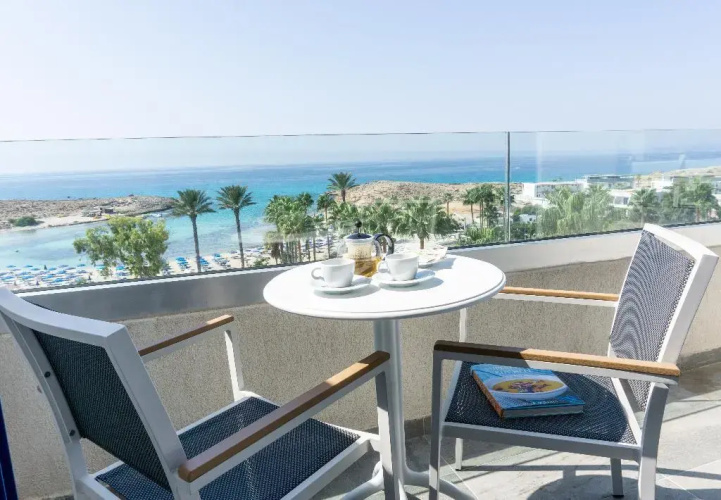 Anonymous Beach Hotel - Adults Only