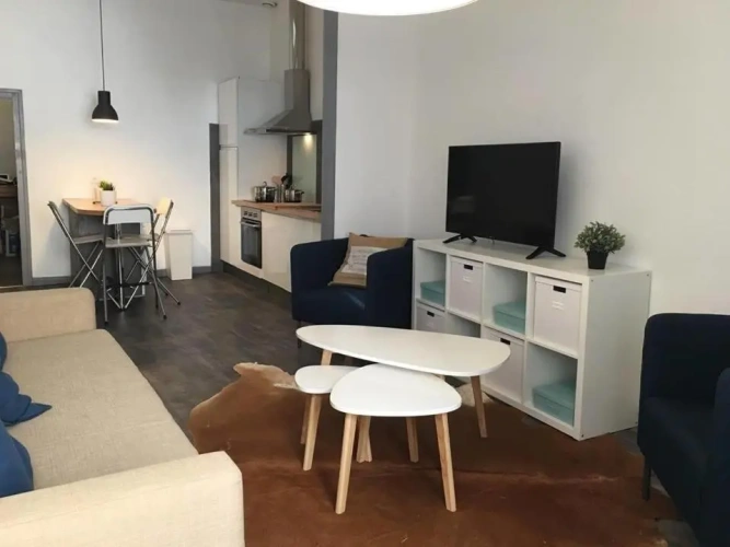 2 Bedrooms Apartment
