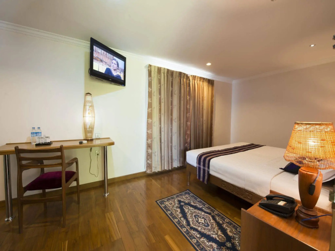 Thurizza Hotel