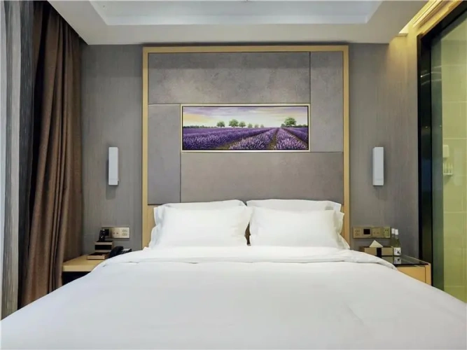 Standard Double room with view