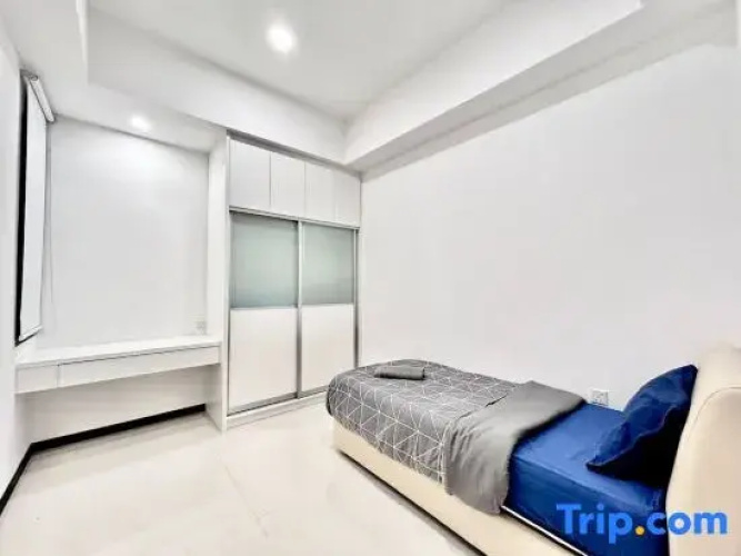 Jeff & Ricky Homestay 57@ 8pax Trinity Residence