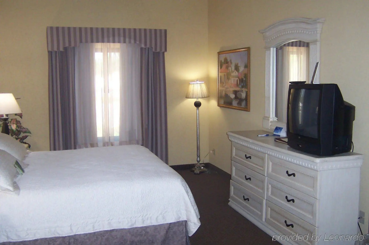 Holiday Inn Express & Suites Sebring by IHG