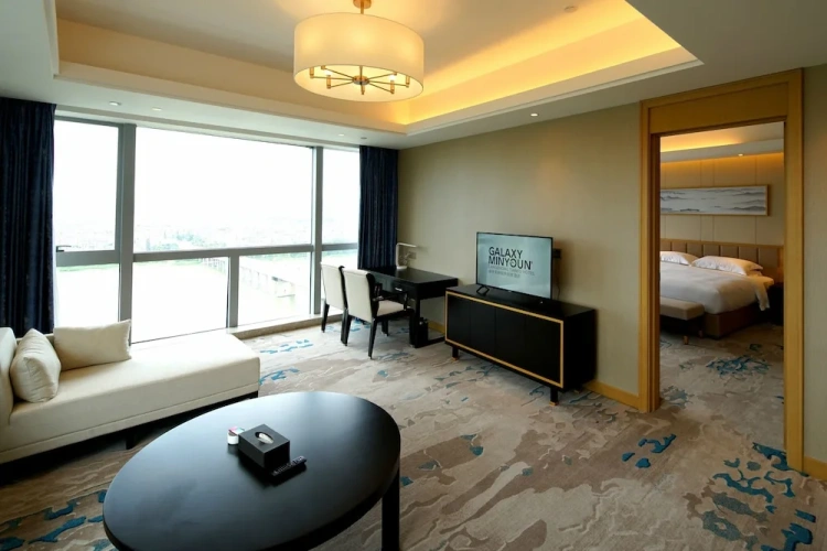 Suite