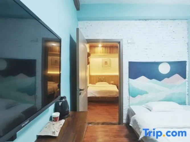 2 Bedrooms Suite
