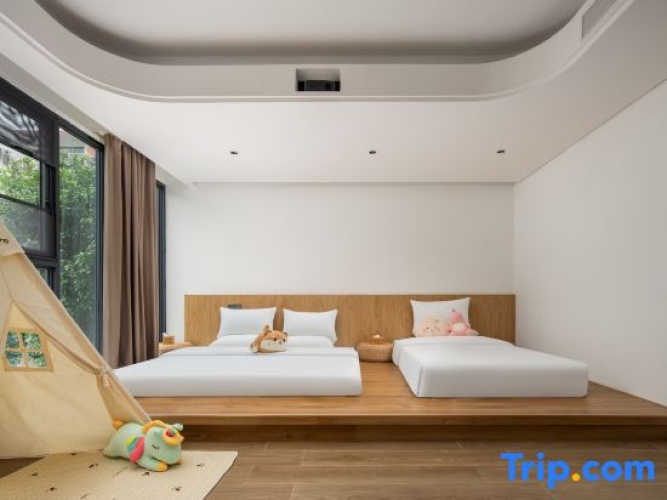 Standard Family room