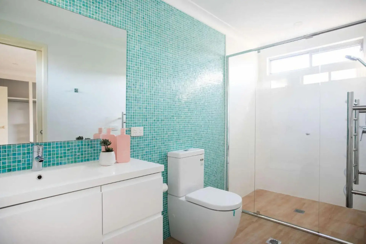 Surfers Beach House