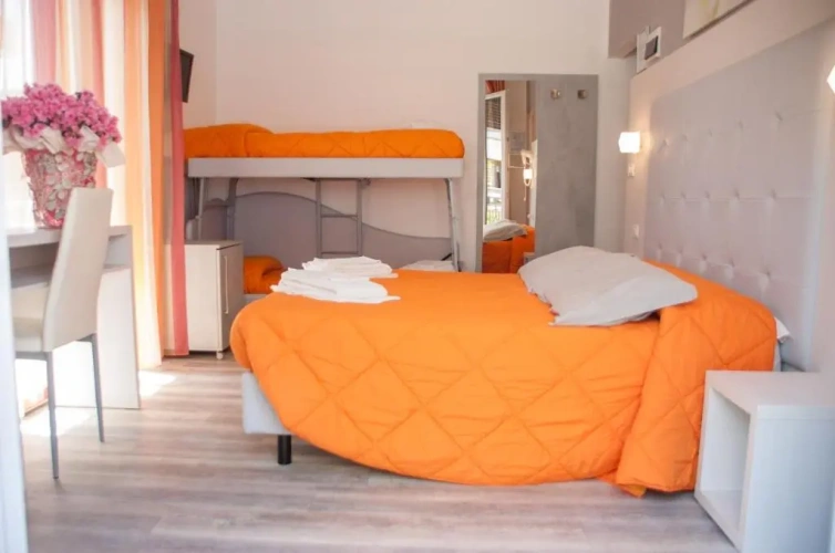 Standard Quadruple room