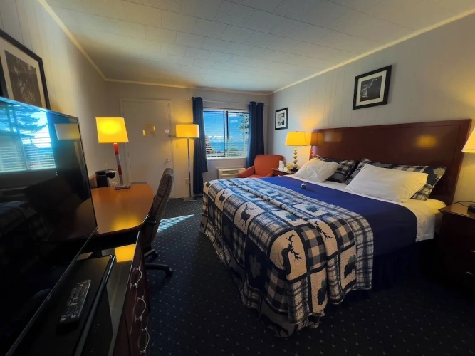 Standard Double Attic room with partial view