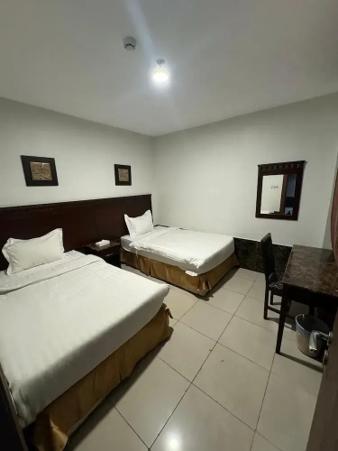 Al Thanaa Al Raqi Serviced Apartments