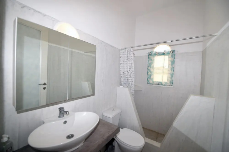 Leon Lux Apartments