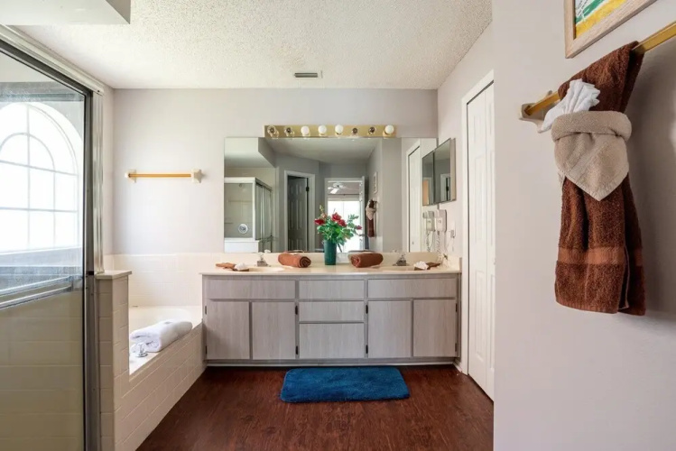 3BR Lindfields Pool Home 8632 by OVRH