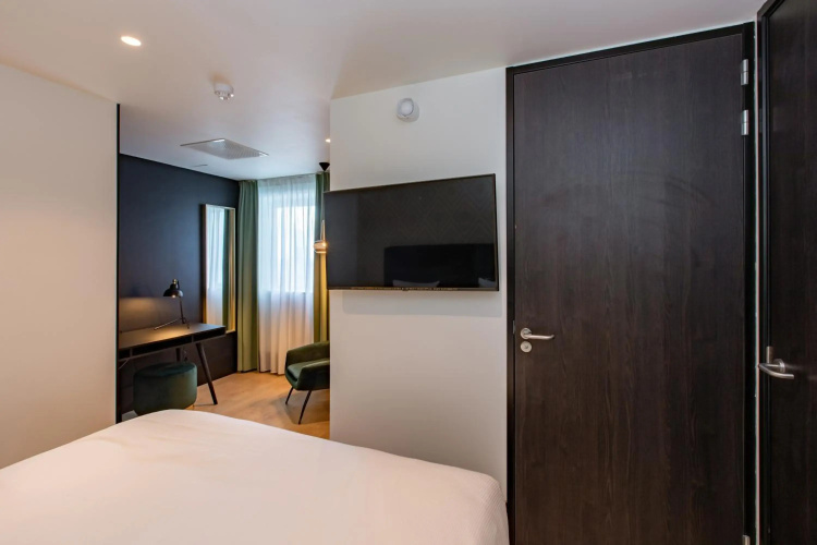 The James Hotel Rotterdam