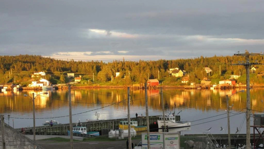 Louisbourg Harbour Inn