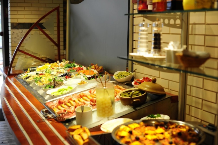 Comfort Hotel Aeroport Lyon St Exupery photo 14