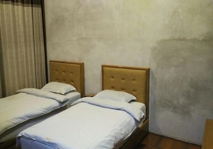 Kong Loon Motel 2